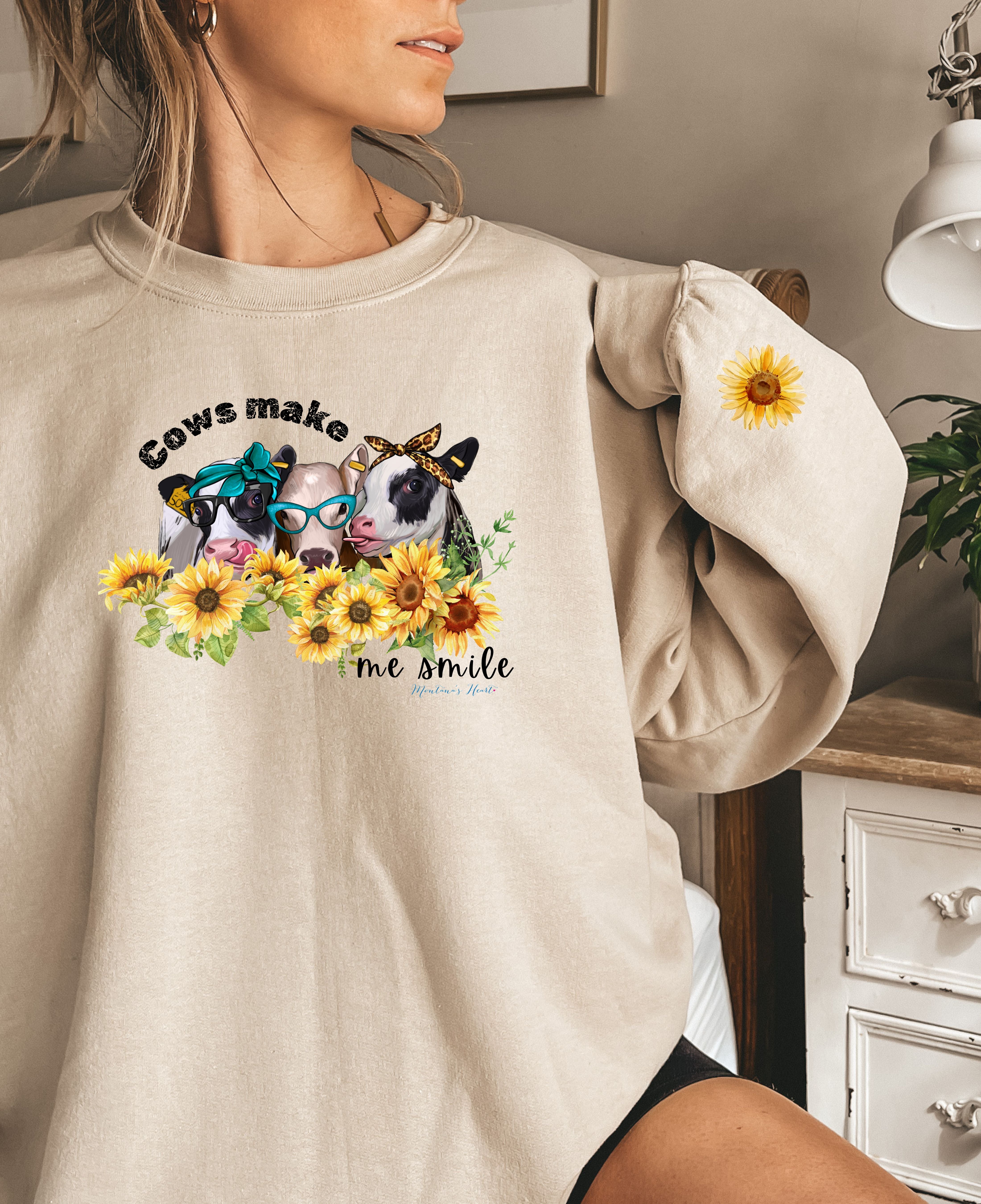 Cows make me smile, ladies sweatshirt